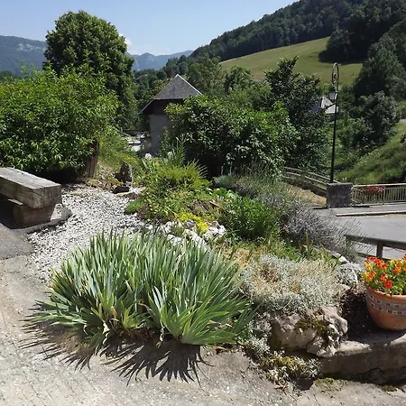 فندق Bar Restaurant Le Margeriaz