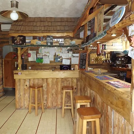 فندق Bar Restaurant Le Margeriaz